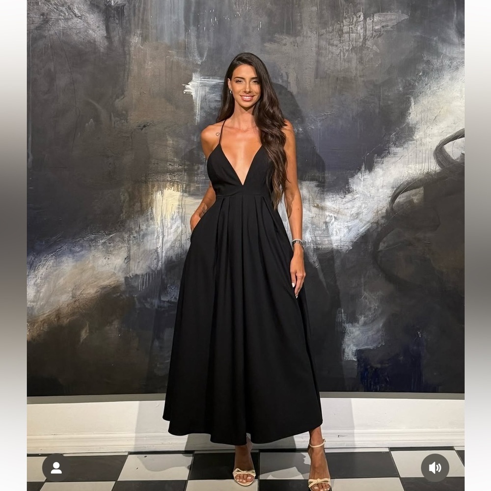 Zara Elegant Black Evening maxi flowy Dress gown party cocktail formal